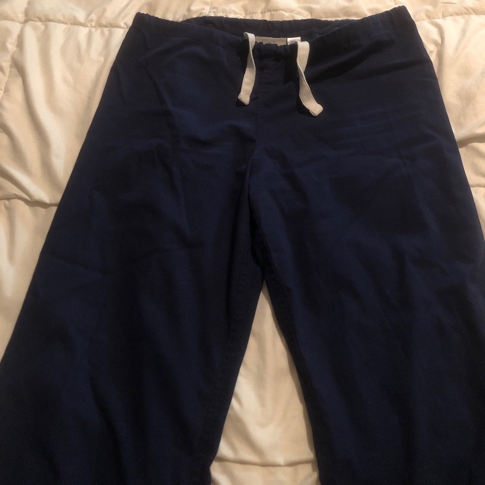 Urbane Scrubs